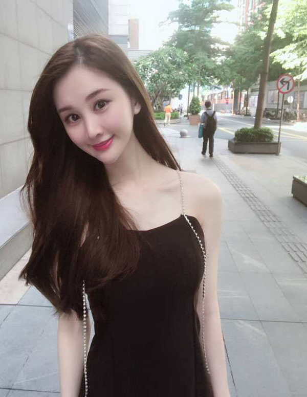 温哥华伴游大学生