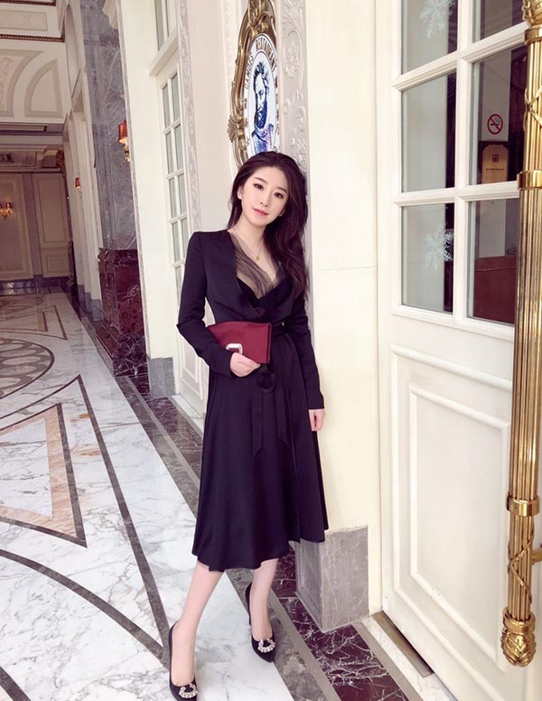 旧金山外围女大学生