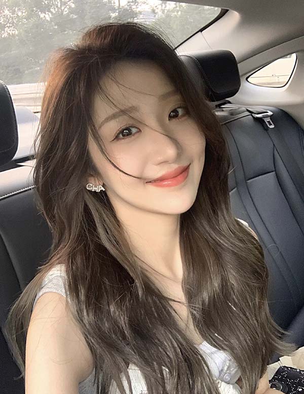 纽约伴游大学生