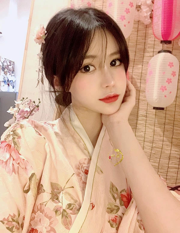 曼谷外围女经纪人